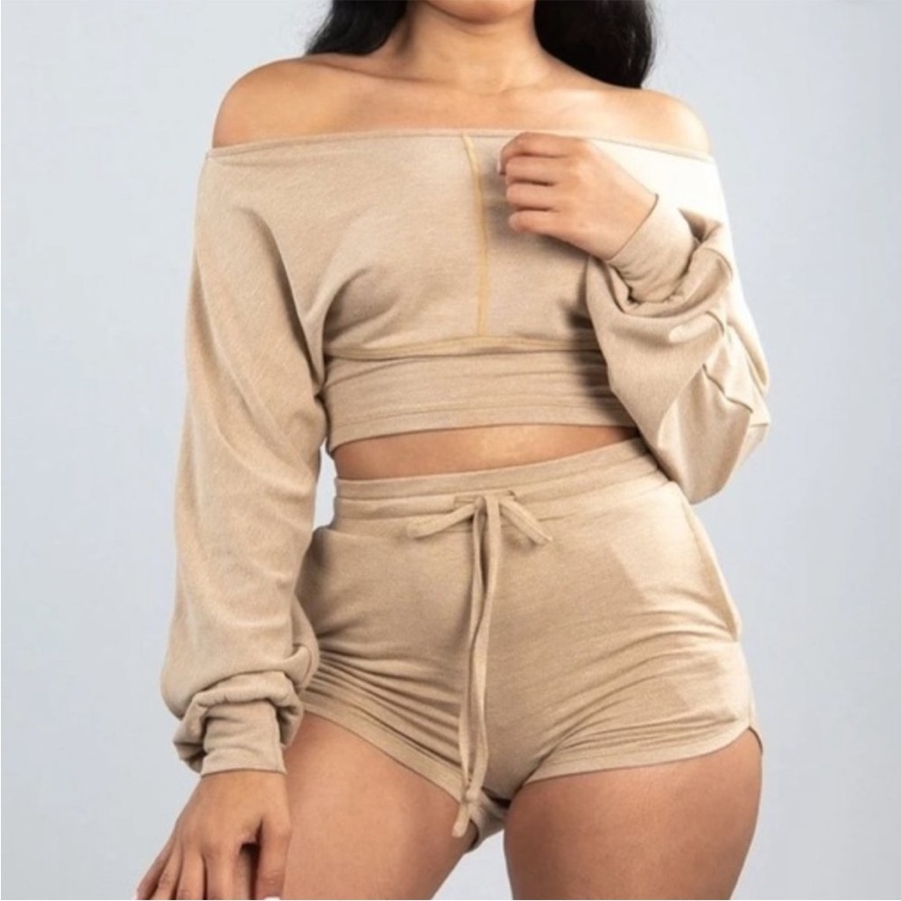 Buffbunny Collection Sand Tan Long Sleeve Crop Top Large